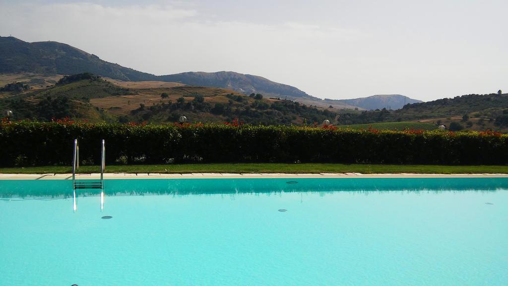 Agrirelais Baglio Di Pianetto Pensionat Santa Cristina Gela  Eksteriør billede
